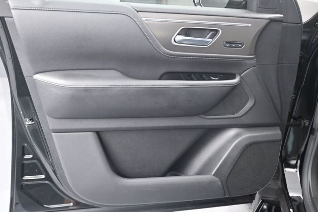 2025 INFINITI QX80 PURE