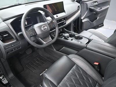 2025 Nissan Rogue Platinum