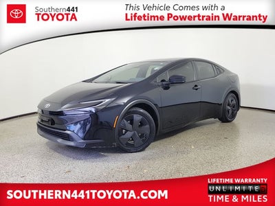 2025 Toyota Prius LE
