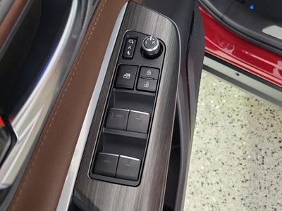 2024 Toyota Venza XLE
