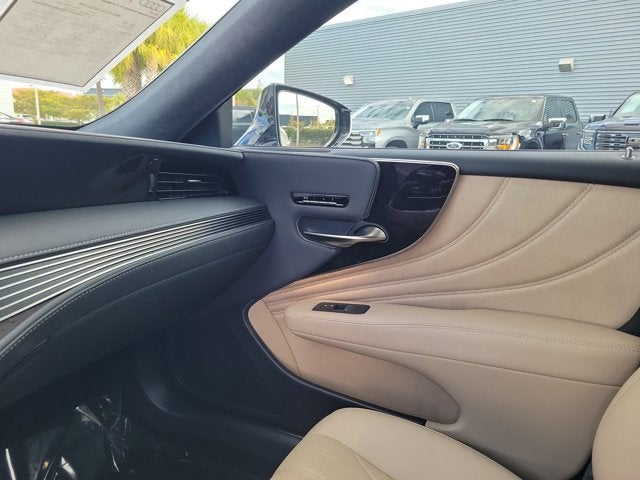 2023 Lexus LS 500 Base