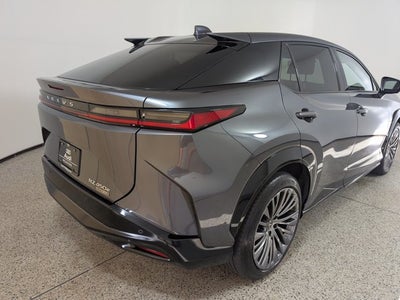 2023 Lexus RZ RZ 450e Luxury AWD