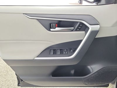 2025 Toyota RAV4 Hybrid XLE Premium