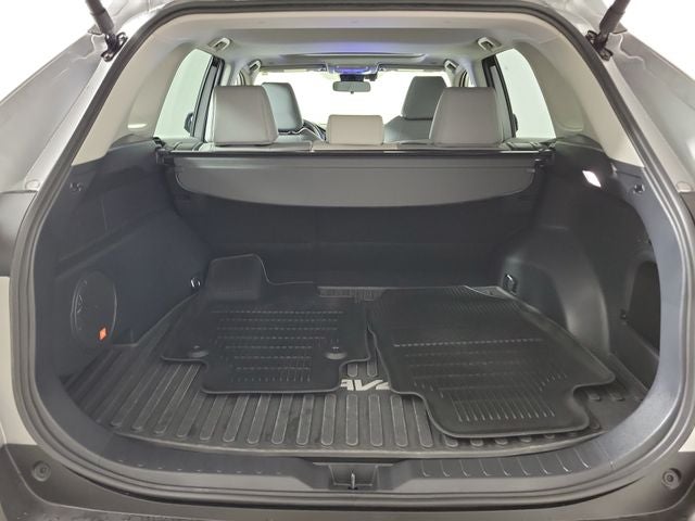 2025 Toyota RAV4 Hybrid XLE Premium