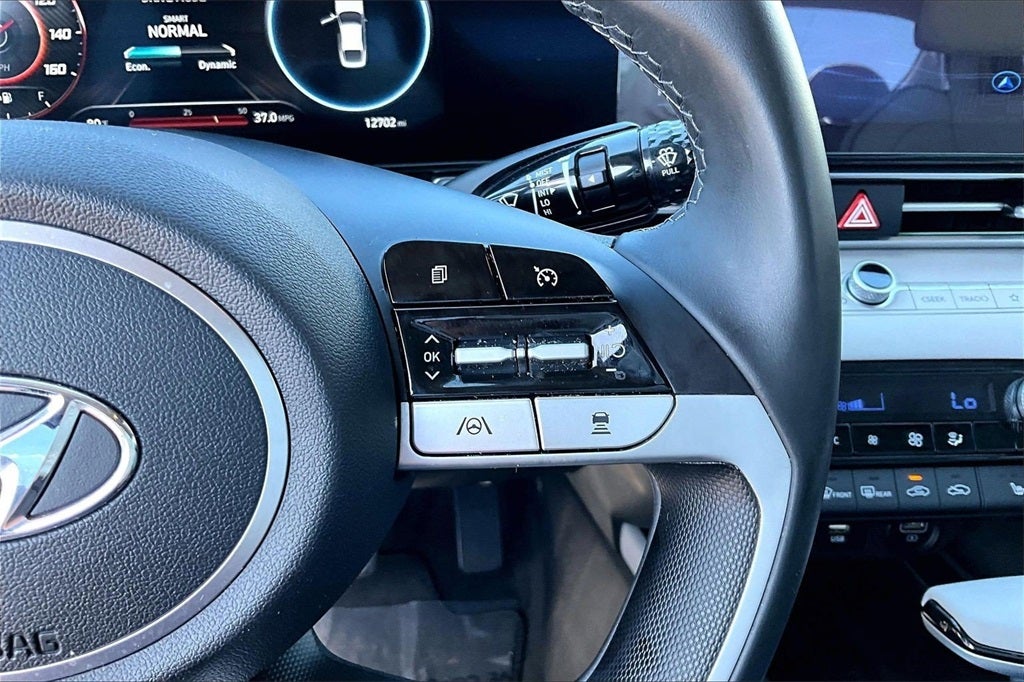 2022 Hyundai Elantra Limited