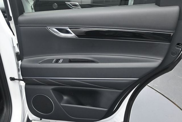 2025 Genesis GV80 2.5T