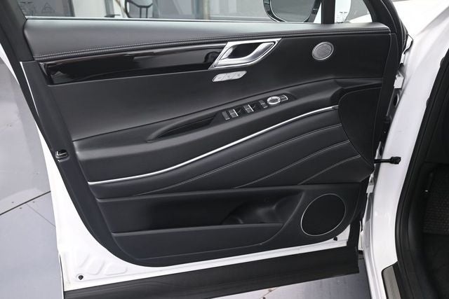 2025 Genesis GV80 2.5T