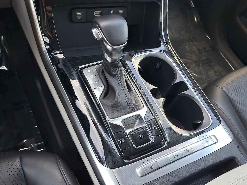 2024 Kia Carnival EX