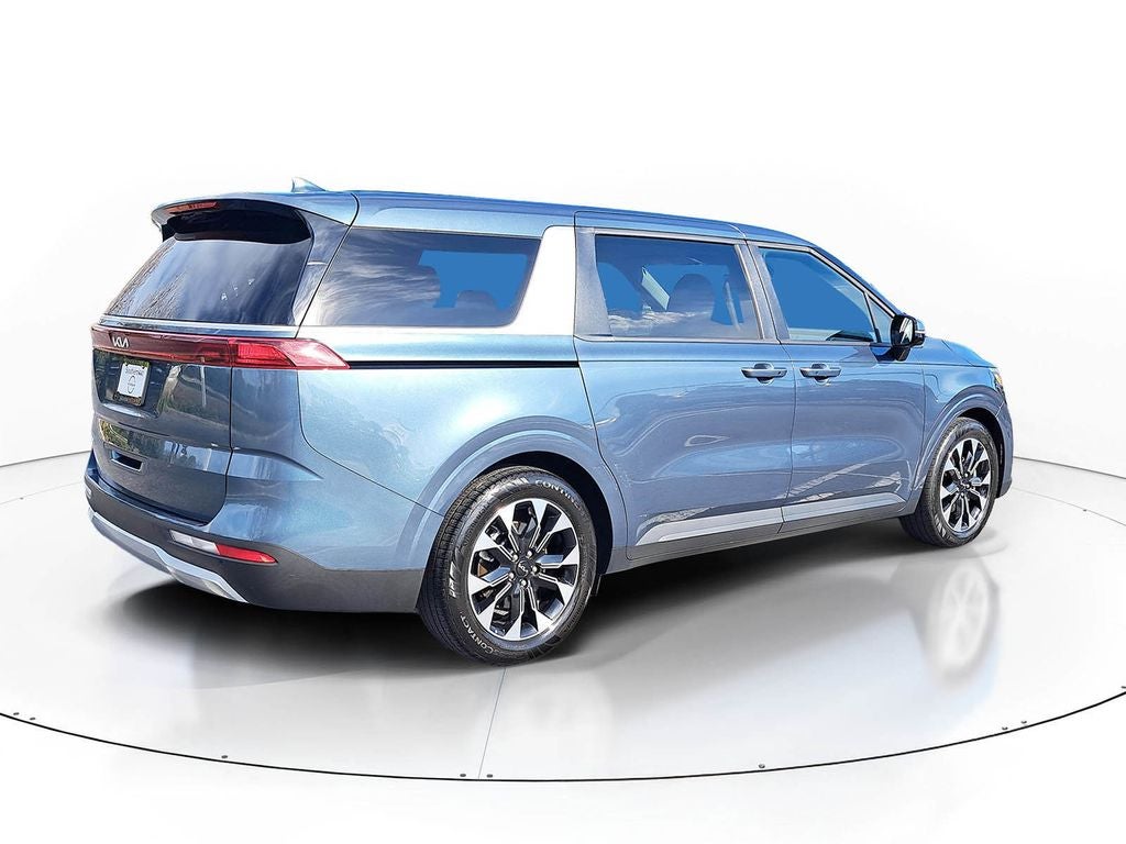 2024 Kia Carnival EX