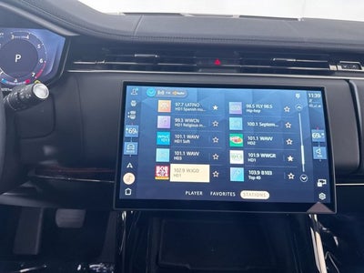 2025 Land Rover Range Rover Sport SE