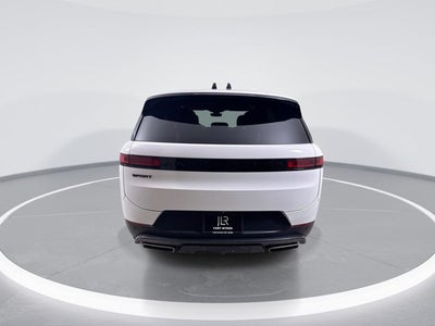 2025 Land Rover Range Rover Sport SE