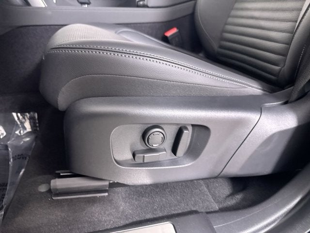 2025 Land Rover Discovery Sport Dynamic SE