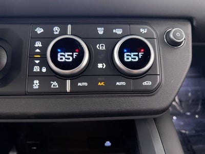 2025 Land Rover Defender X-Dynamic SE