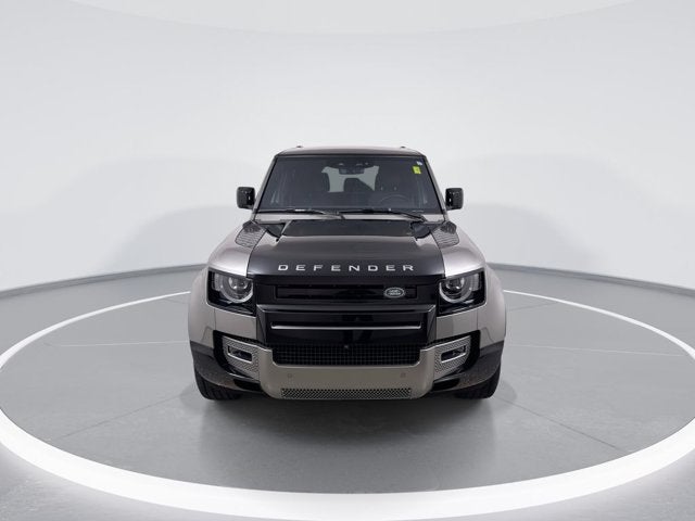 2025 Land Rover Defender X-Dynamic SE