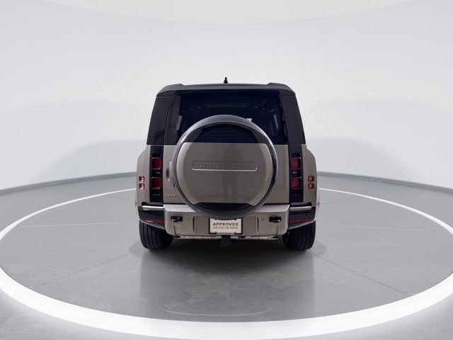 2025 Land Rover Defender X-Dynamic SE