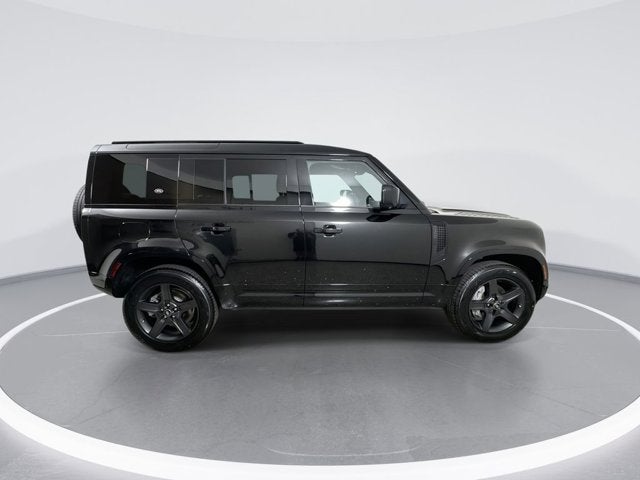 2022 Land Rover Defender X-Dynamic SE