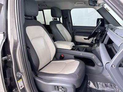 2024 Land Rover Defender X-Dynamic SE