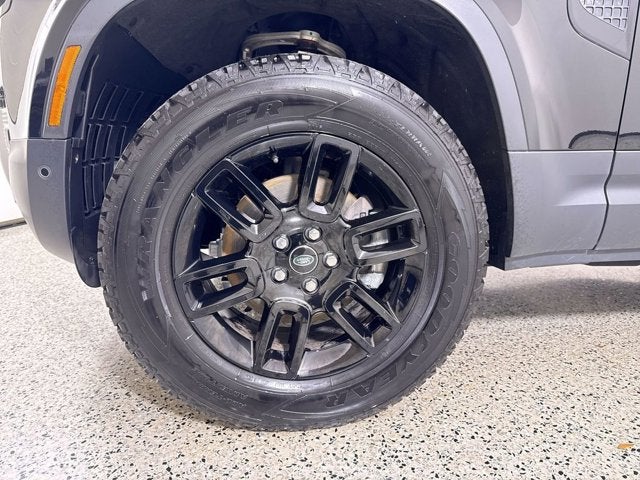 2025 Land Rover Defender S