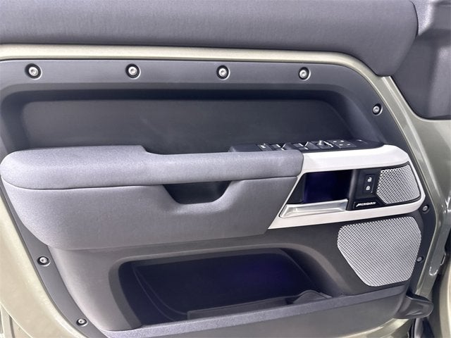 2023 Land Rover Defender S