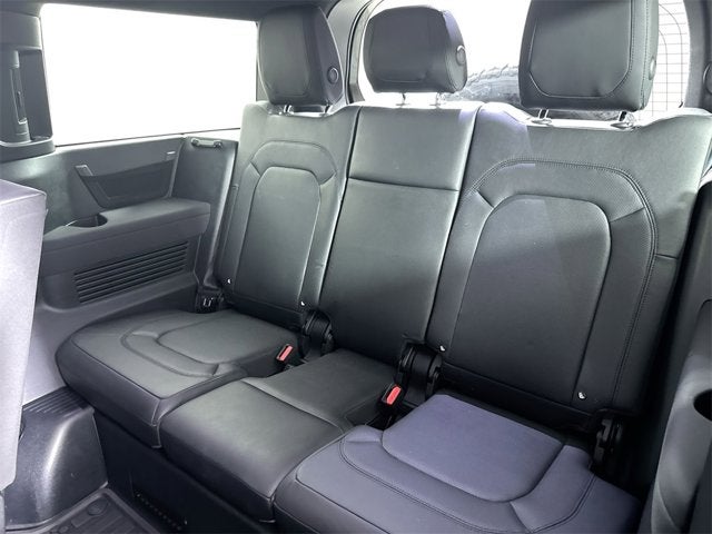 2023 Land Rover Defender S