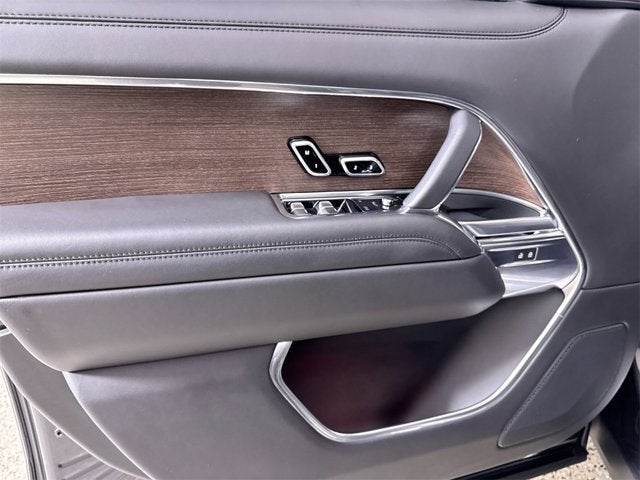 2023 Land Rover Range Rover Autobiography