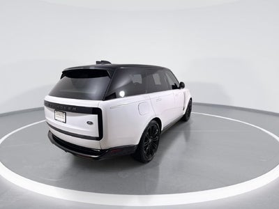 2023 Land Rover Range Rover SE