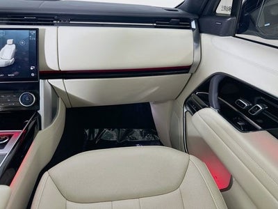 2023 Land Rover Range Rover SE