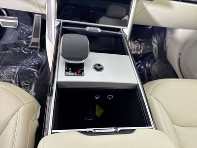 2024 Land Rover Range Rover SE