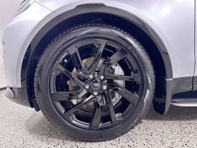 2024 Land Rover Discovery Dynamic SE