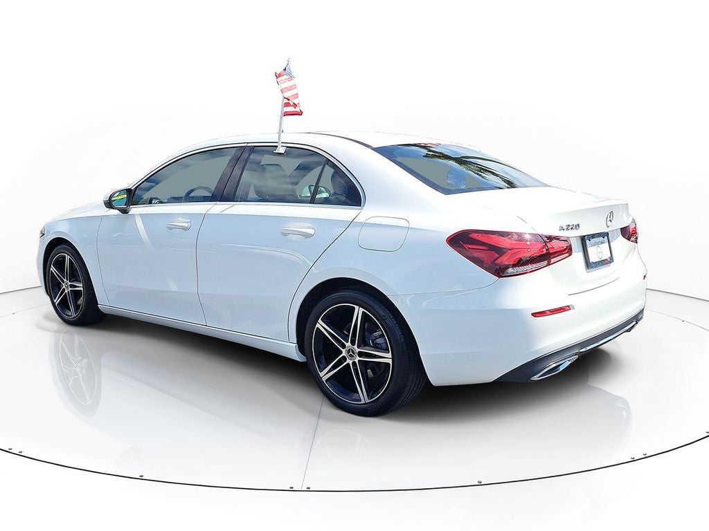 2022 Mercedes-Benz A 220 A 220