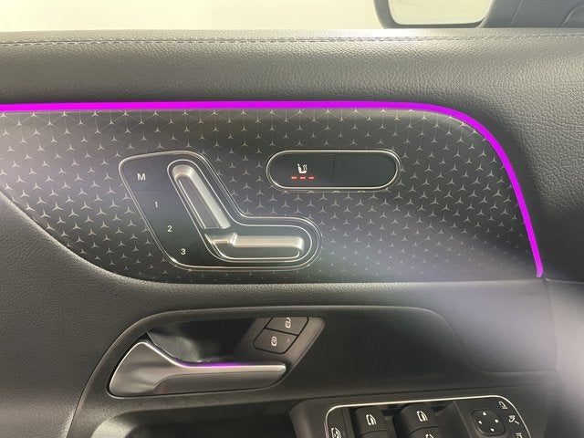 2025 Mercedes-Benz GLB GLB 250