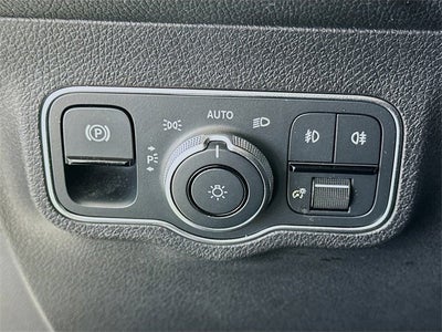 2023 Mercedes-Benz GLB GLB 250