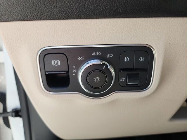 2022 Mercedes-Benz GLB 250 GLB 250 4MATIC®