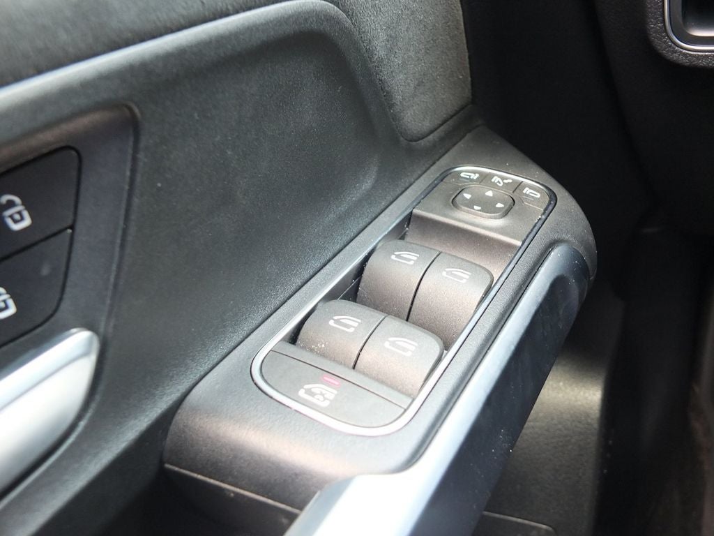 2024 Mercedes-Benz EQB 300 300 4MATIC®