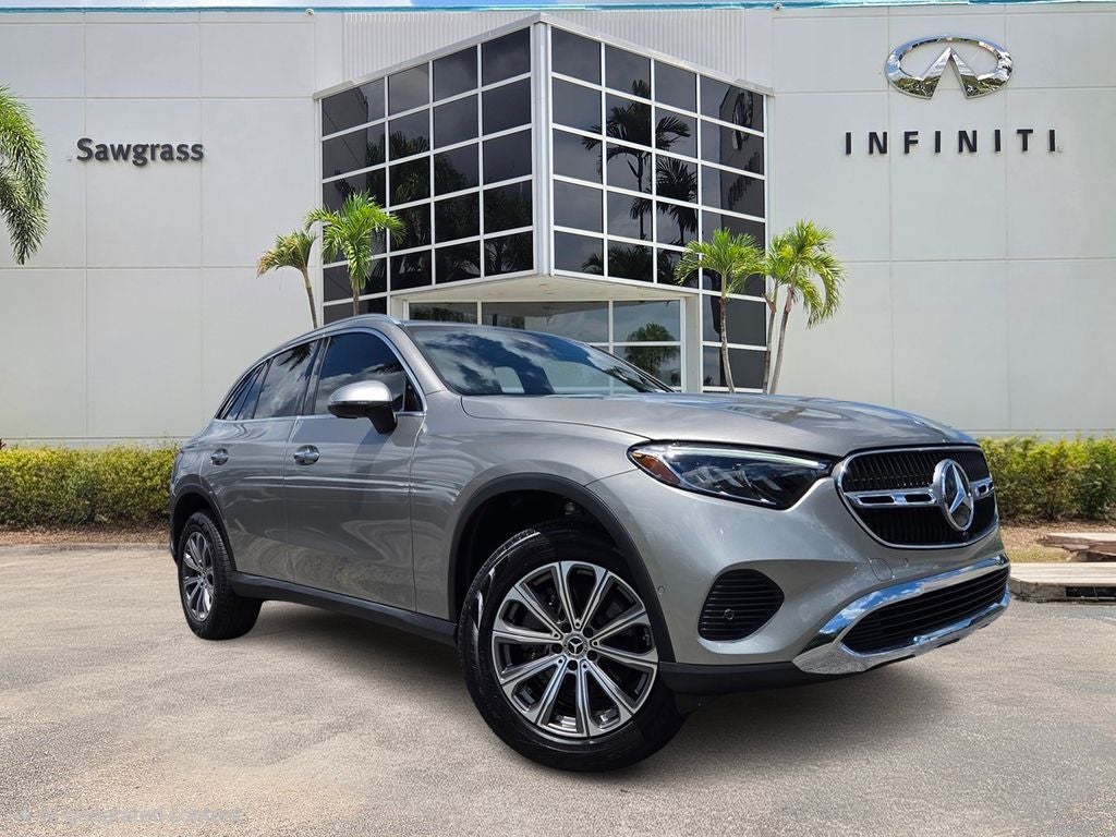 2023 Mercedes-Benz GLC 300 GLC 300