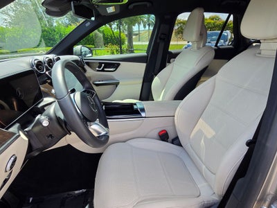 2023 Mercedes-Benz GLC 300 GLC 300