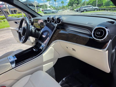 2023 Mercedes-Benz GLC 300 GLC 300