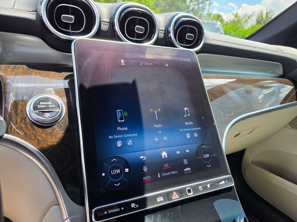 2023 Mercedes-Benz GLC 300 GLC 300