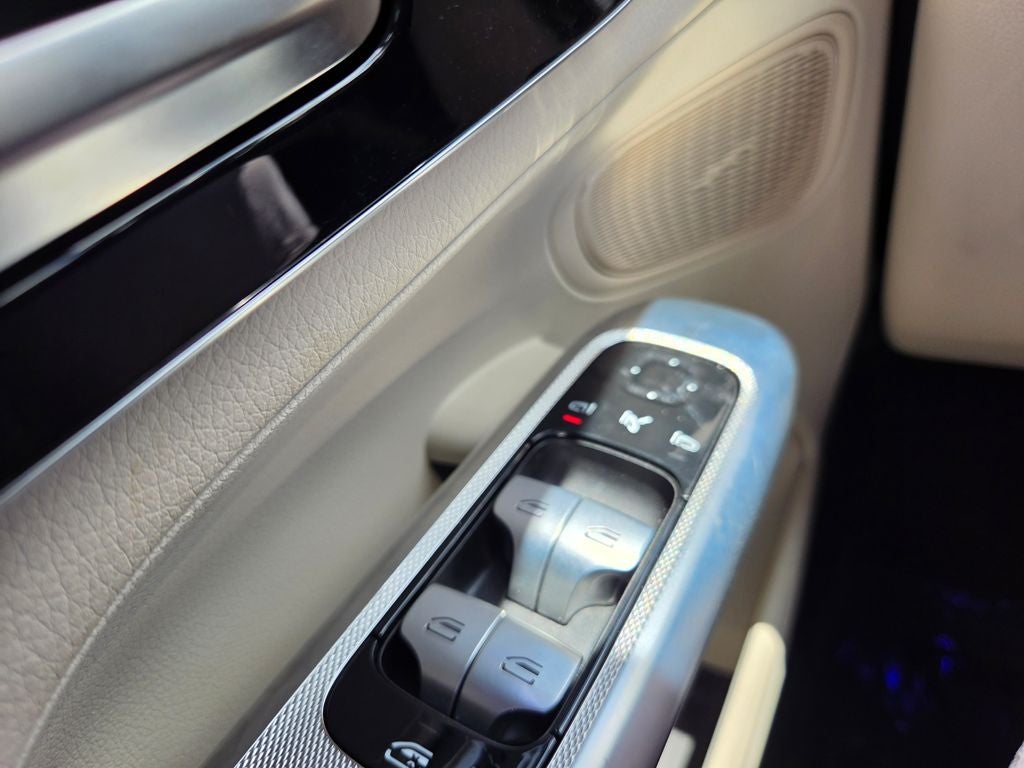 2023 Mercedes-Benz GLC 300 GLC 300