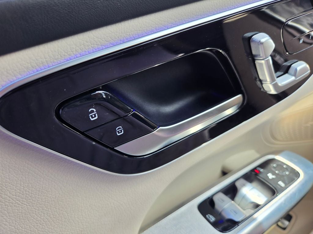 2023 Mercedes-Benz GLC 300 GLC 300