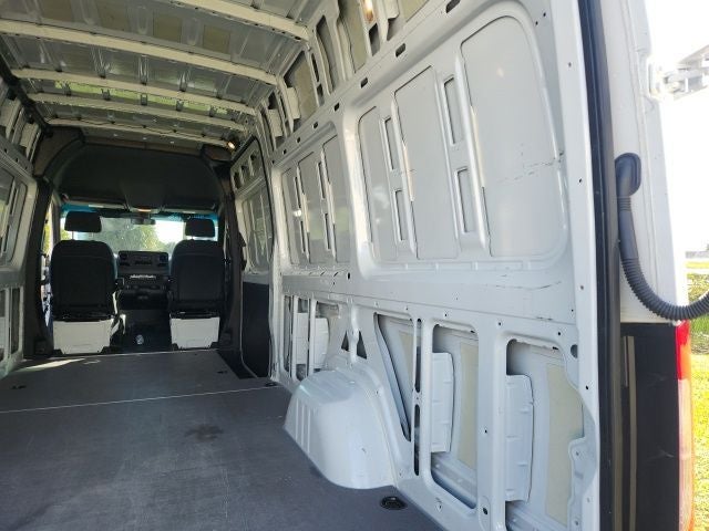 2024 Mercedes-Benz Sprinter Crew Van Crew 170 WB High Roof