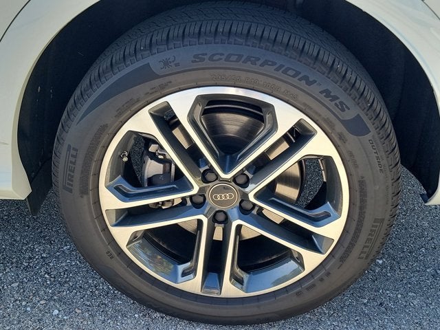 2025 Audi Q5 2.0T Premium