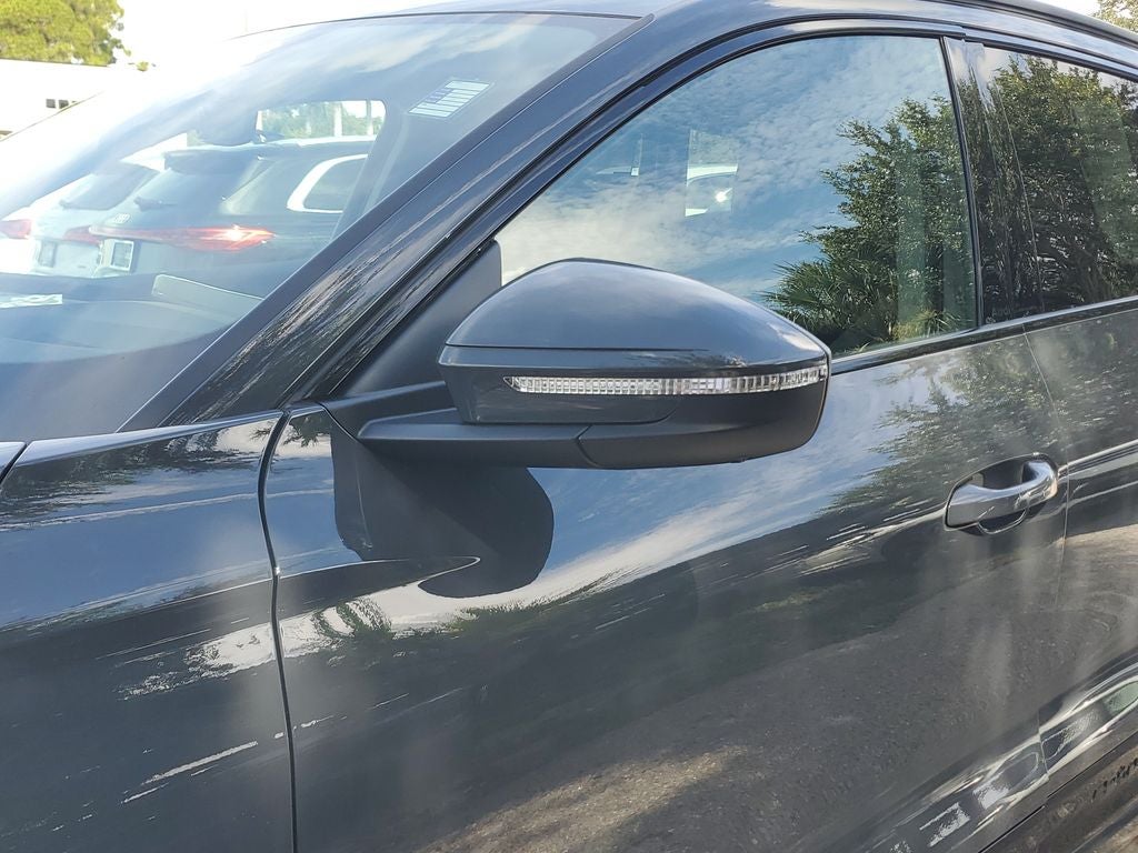 2025 Audi Q6 e-tron Premium Plus quattro