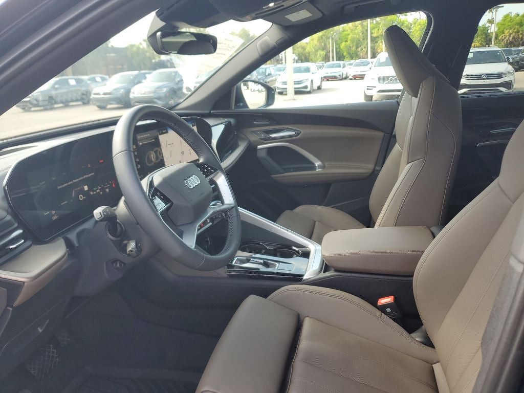2025 Audi Q5 2.0T Premium Plus quattro