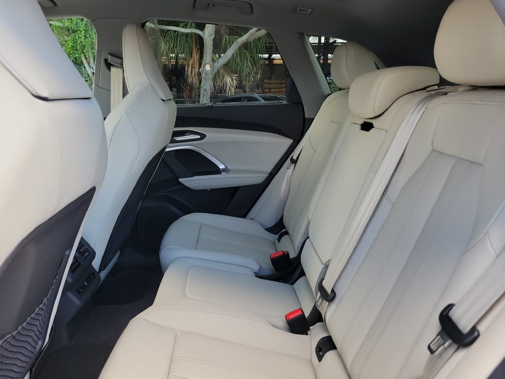 2026 Audi Q5 2.0T Prestige quattro