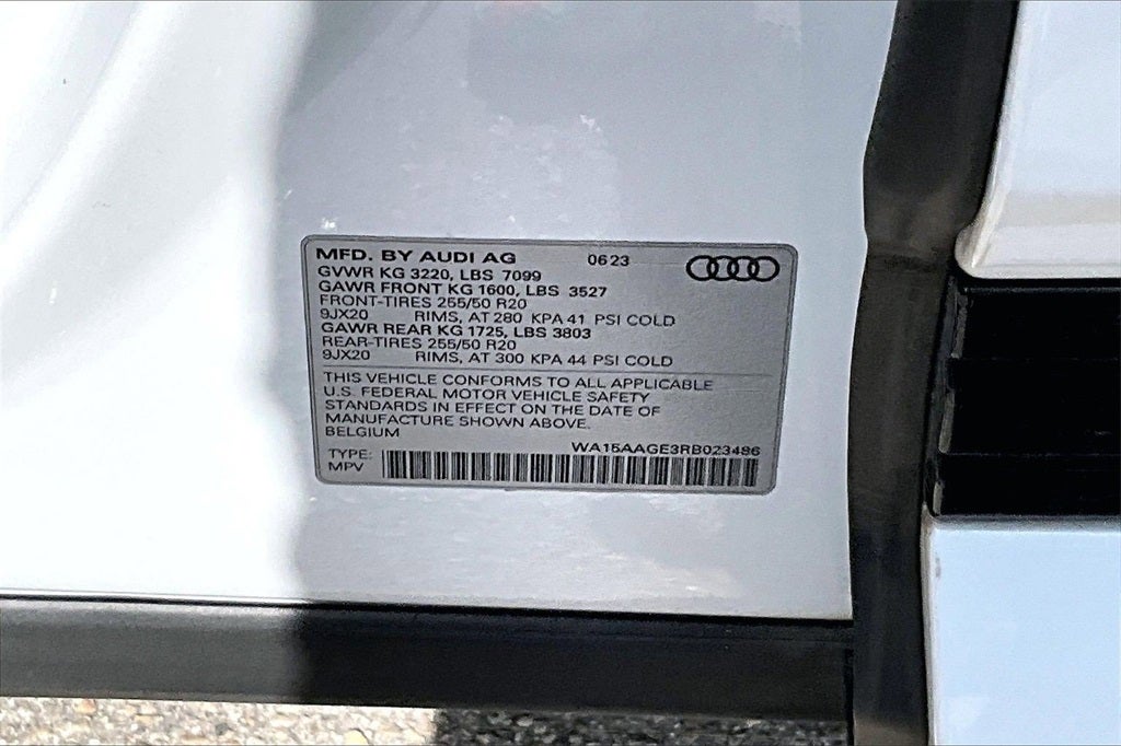 2024 Audi Q8 e-tron Premium Plus quattro