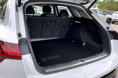 2024 Audi Q8 e-tron Premium Plus quattro