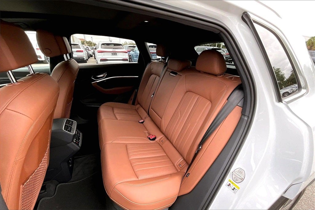 2024 Audi Q8 e-tron Premium Plus quattro