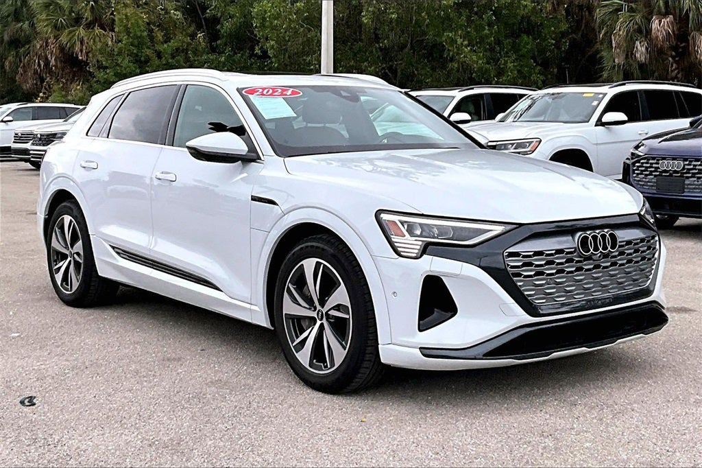 2024 Audi Q8 e-tron Premium Plus quattro