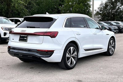 2024 Audi Q8 e-tron Premium Plus quattro